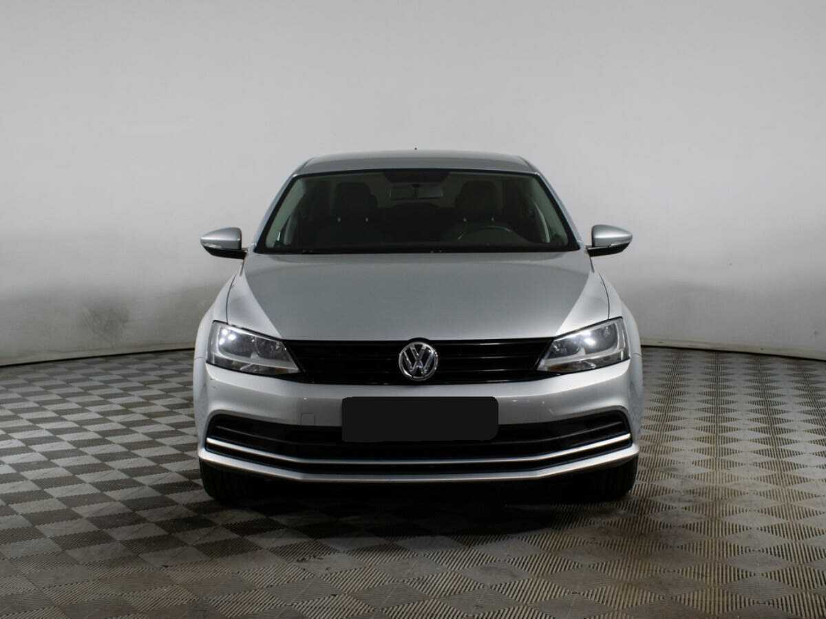 Volkswagen Jetta 2018 года с пробегом. Фото: #1
