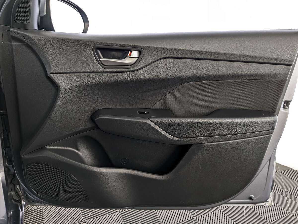 Hyundai Solaris 2018 года с пробегом. Фото: #24