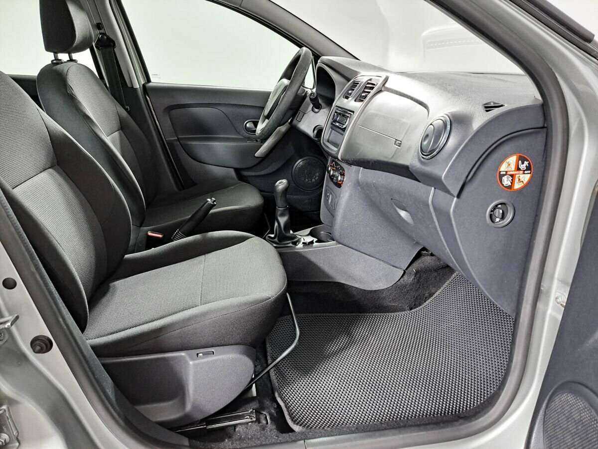 Renault Sandero 2015 года с пробегом. Фото: #8