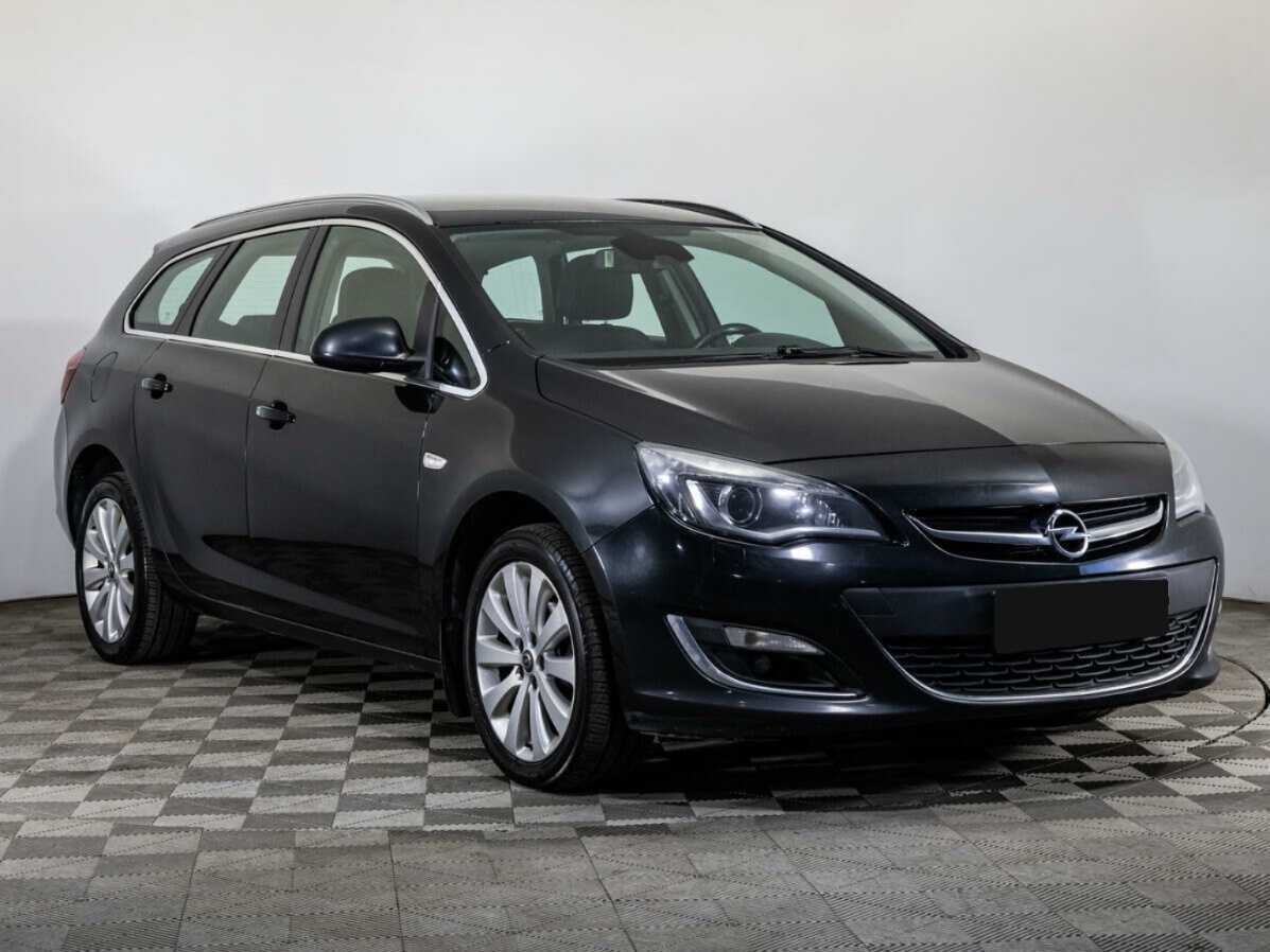 Opel Astra 2012 года с пробегом. Фото: #2