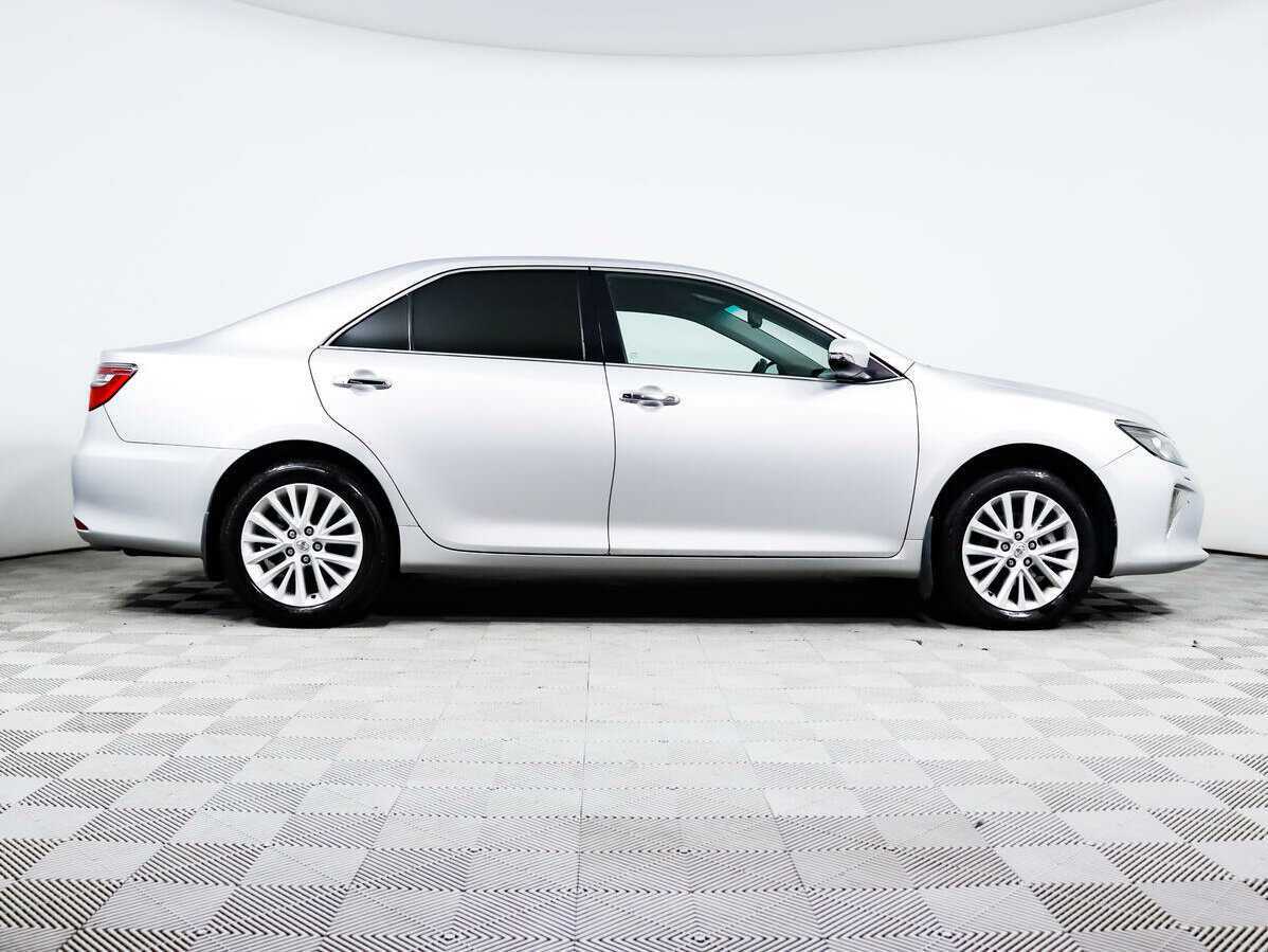 Toyota Camry 2015 года с пробегом. Фото: #3