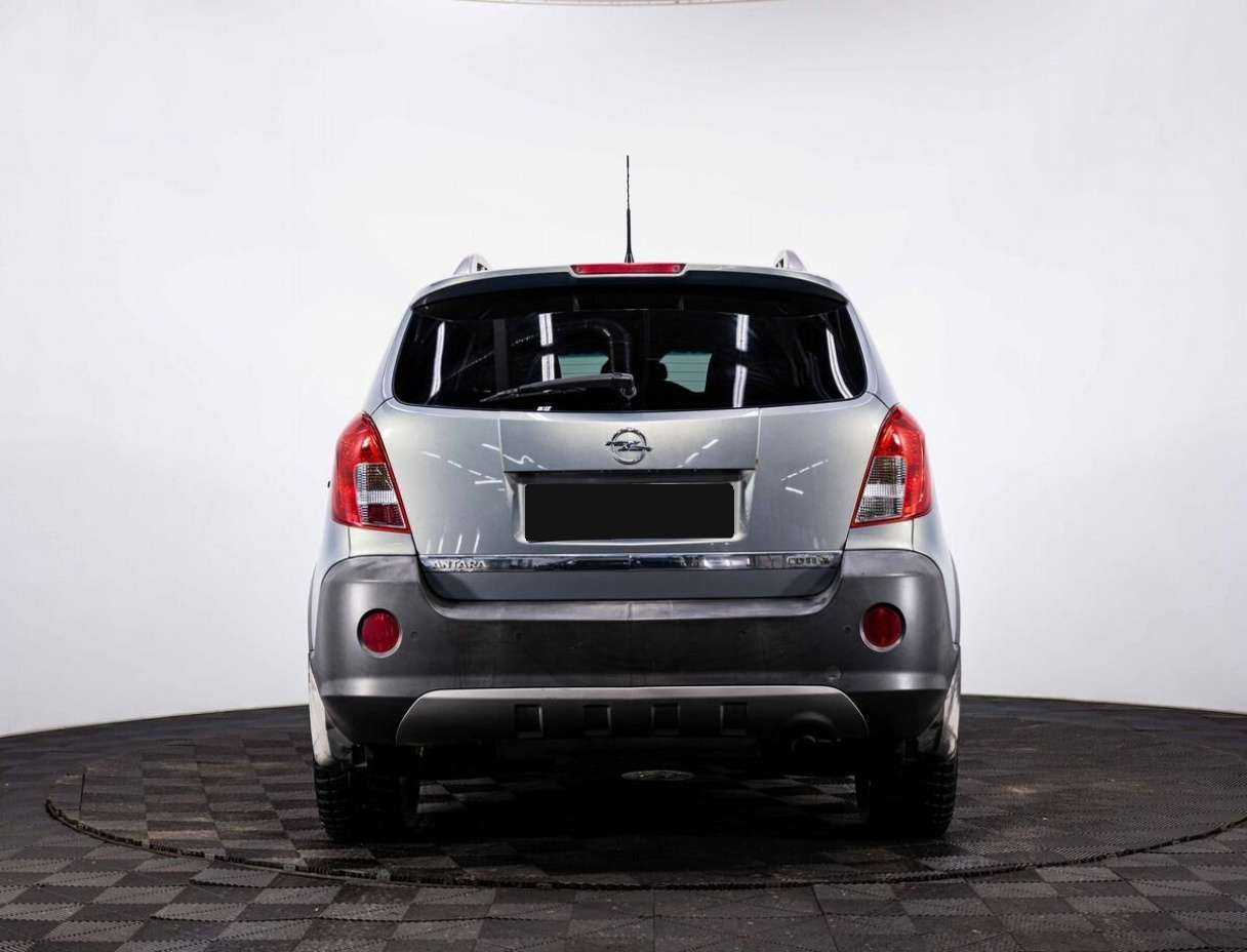 Opel Antara 2013 года с пробегом. Фото: #4