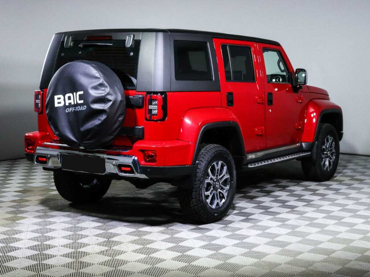 BAIC BJ40 2023 года с пробегом. Фото: #4