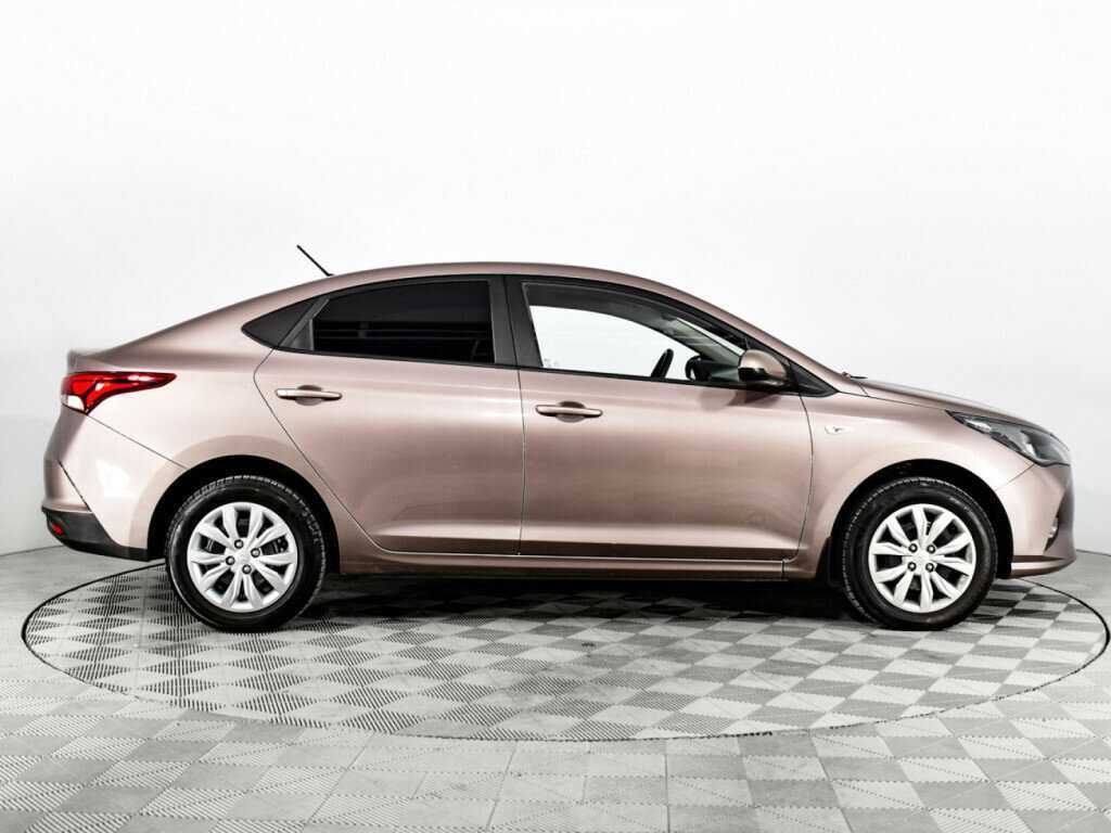 Hyundai Solaris 2020 года с пробегом. Фото: #3