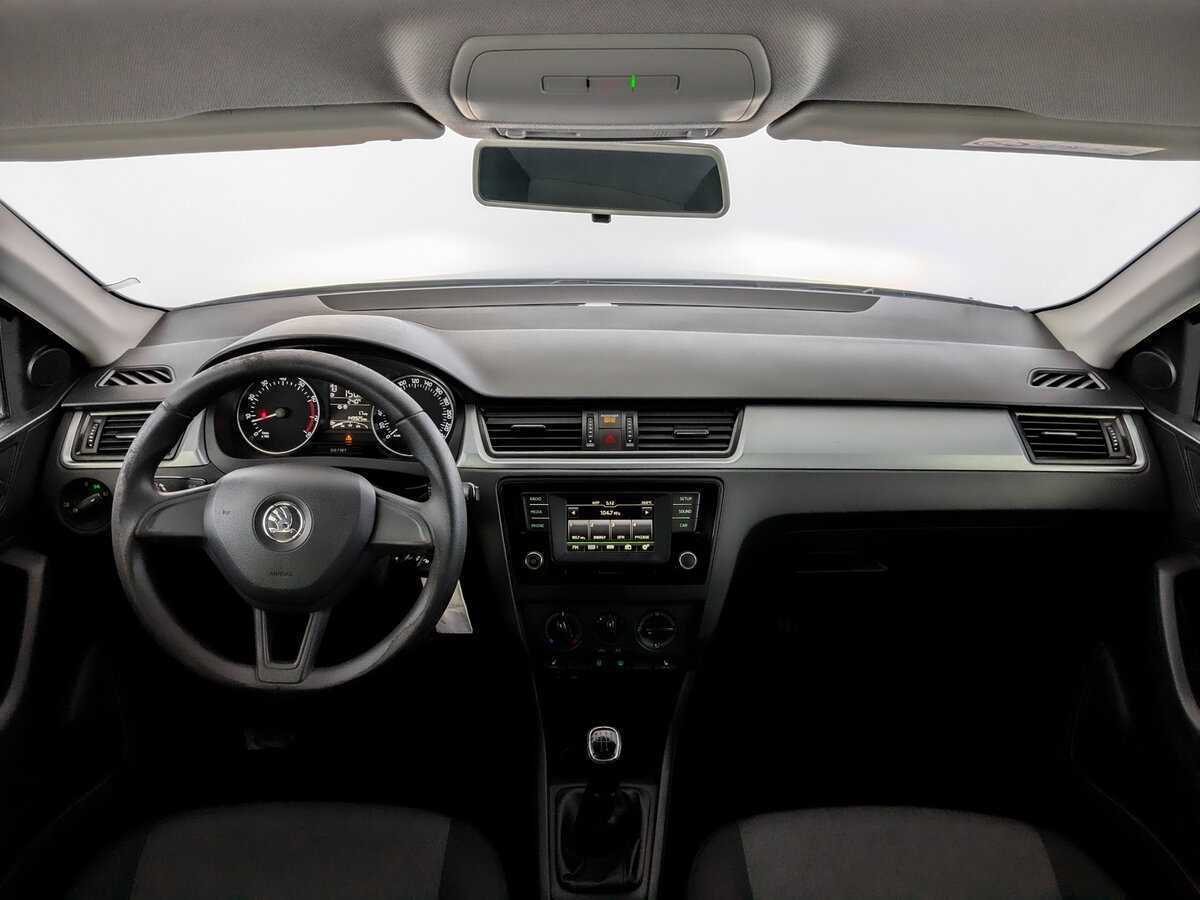 Skoda Rapid 2017 года с пробегом. Фото: #13