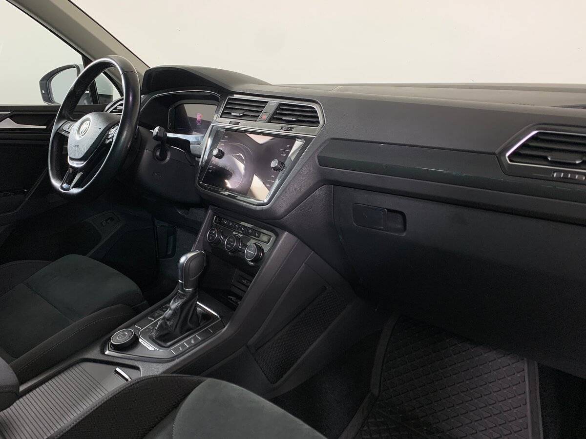 Volkswagen Tiguan 2019 года с пробегом. Фото: #12