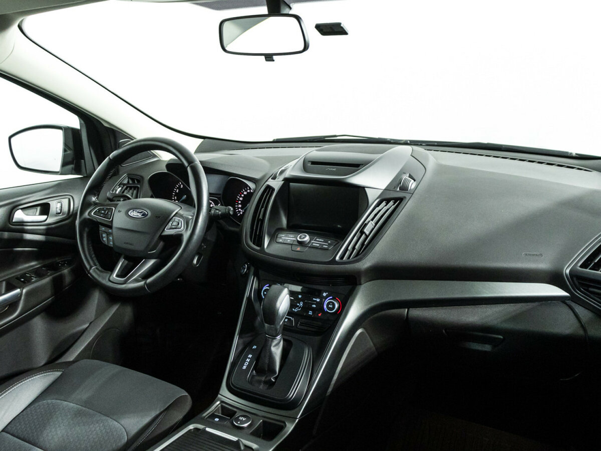 Ford Kuga 2017 года с пробегом. Фото: #8