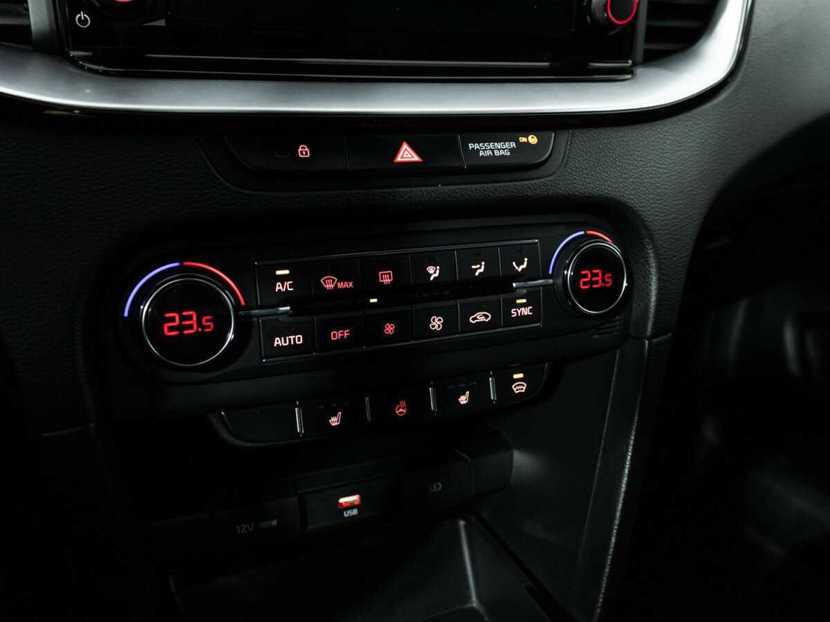 Kia Ceed 2020 года с пробегом. Фото: #18