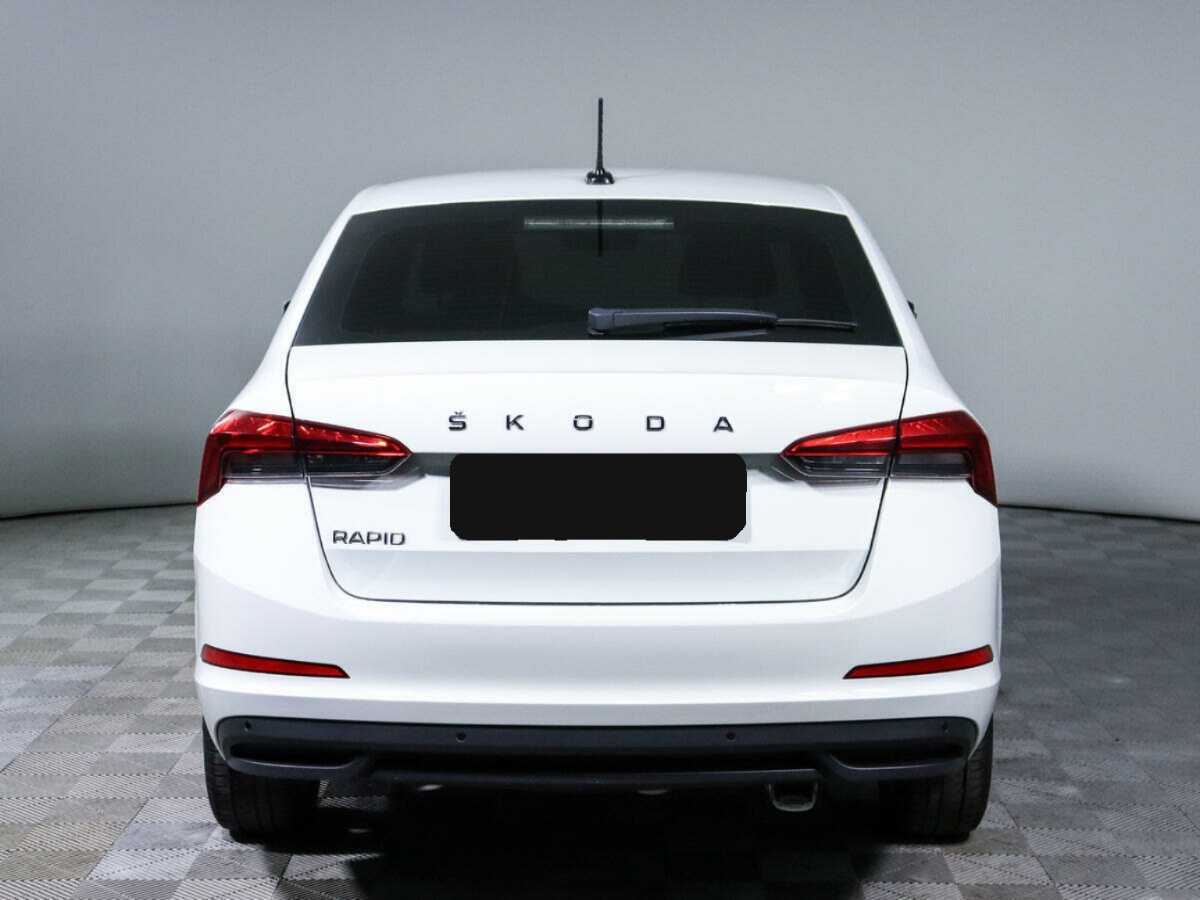 Skoda Rapid 2021 года с пробегом. Фото: #5