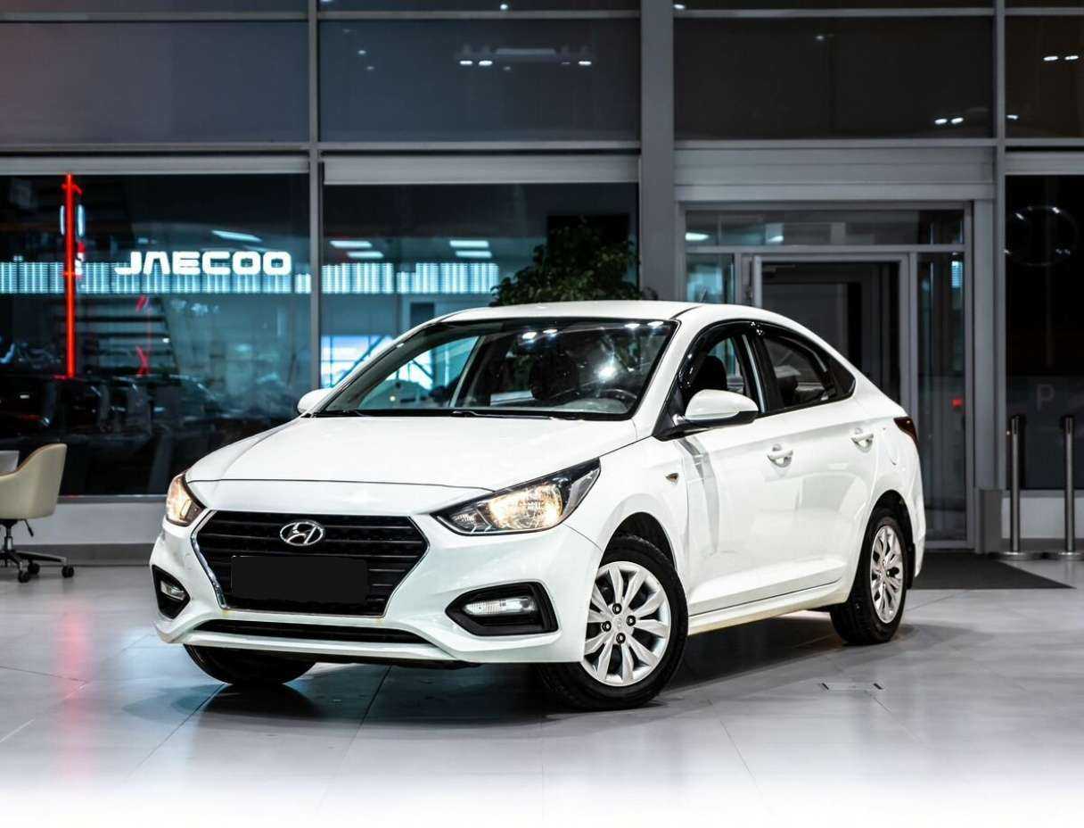 Hyundai Solaris 2019 года с пробегом. Посмотреть фото