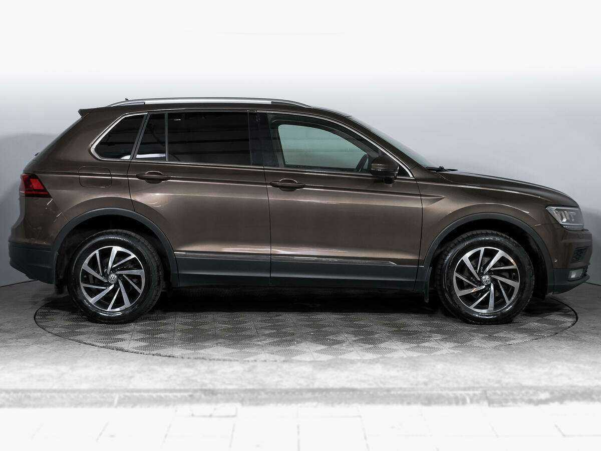 Volkswagen Tiguan 2018 года с пробегом. Фото: #3