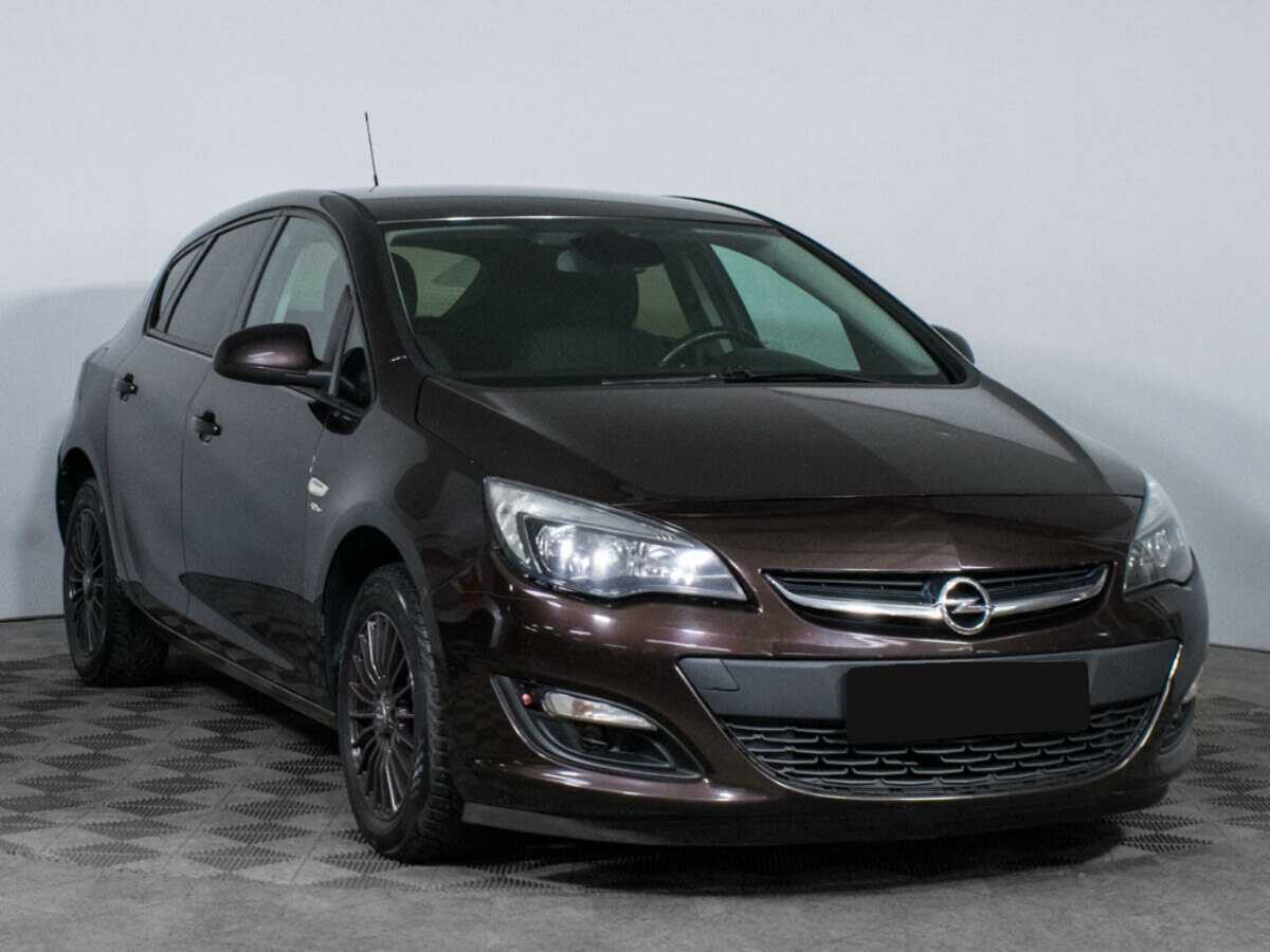 Opel Astra 2014 года с пробегом. Фото: #2