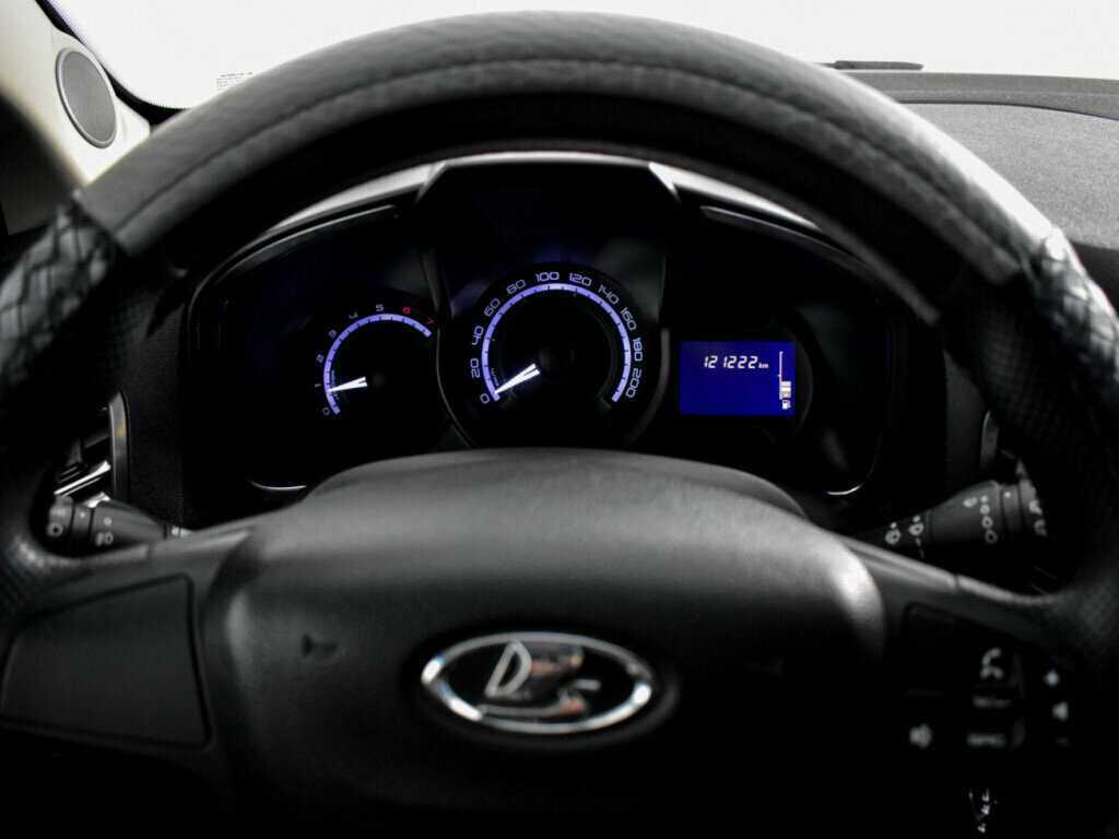 Lada (ВАЗ) XRAY 2016 года с пробегом. Фото: #13