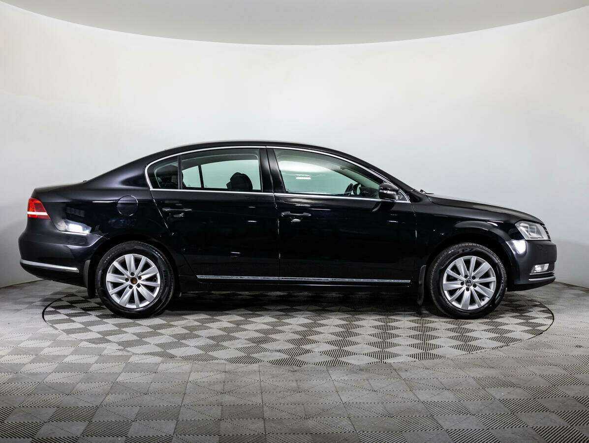 Volkswagen Passat 2012 года с пробегом. Фото: #3