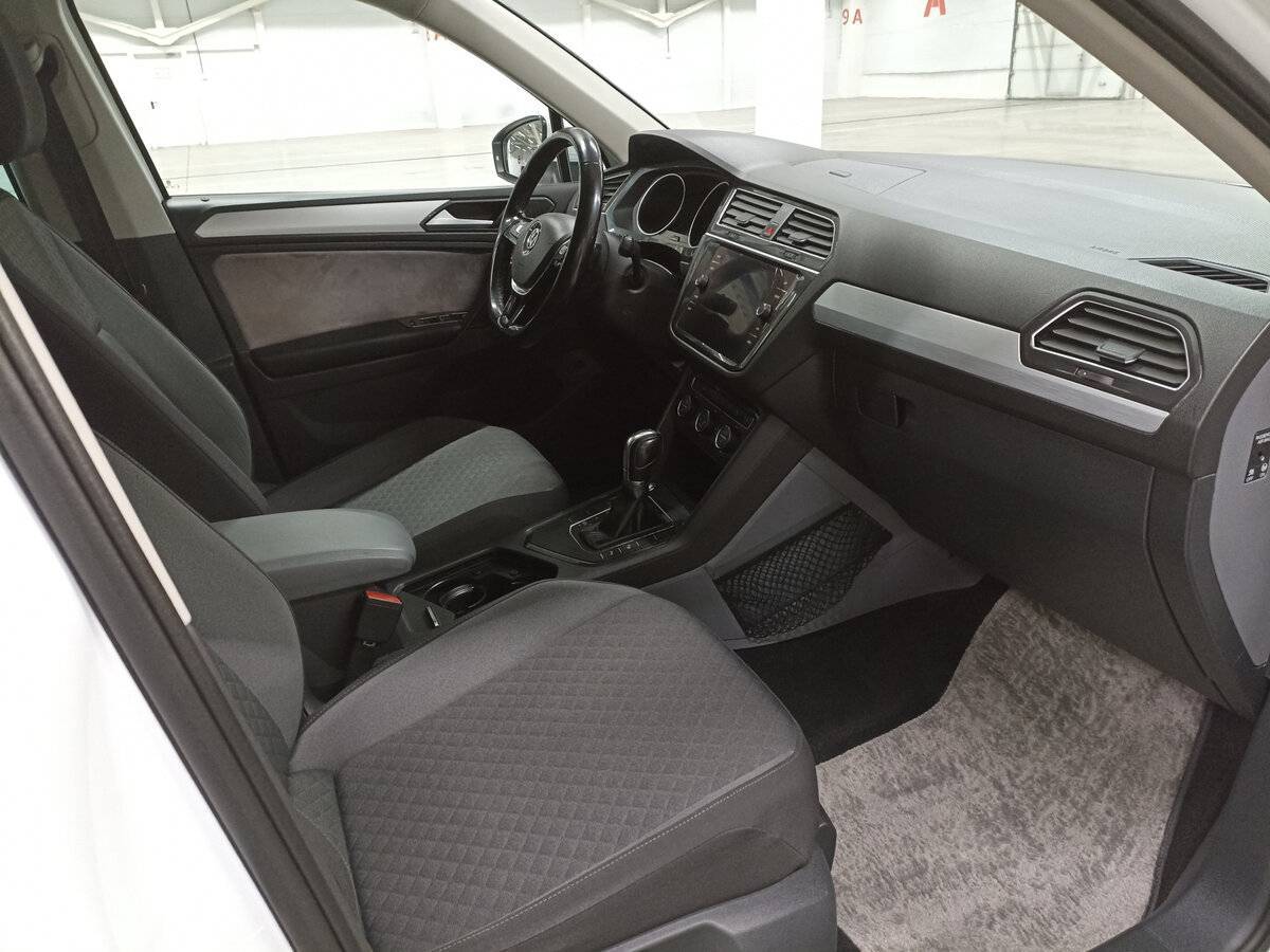 Volkswagen Tiguan 2017 года с пробегом. Фото: #10