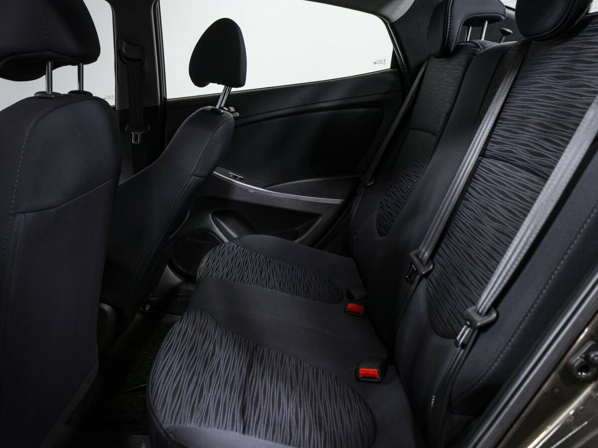 Hyundai Solaris 2015 года с пробегом. Фото: #11