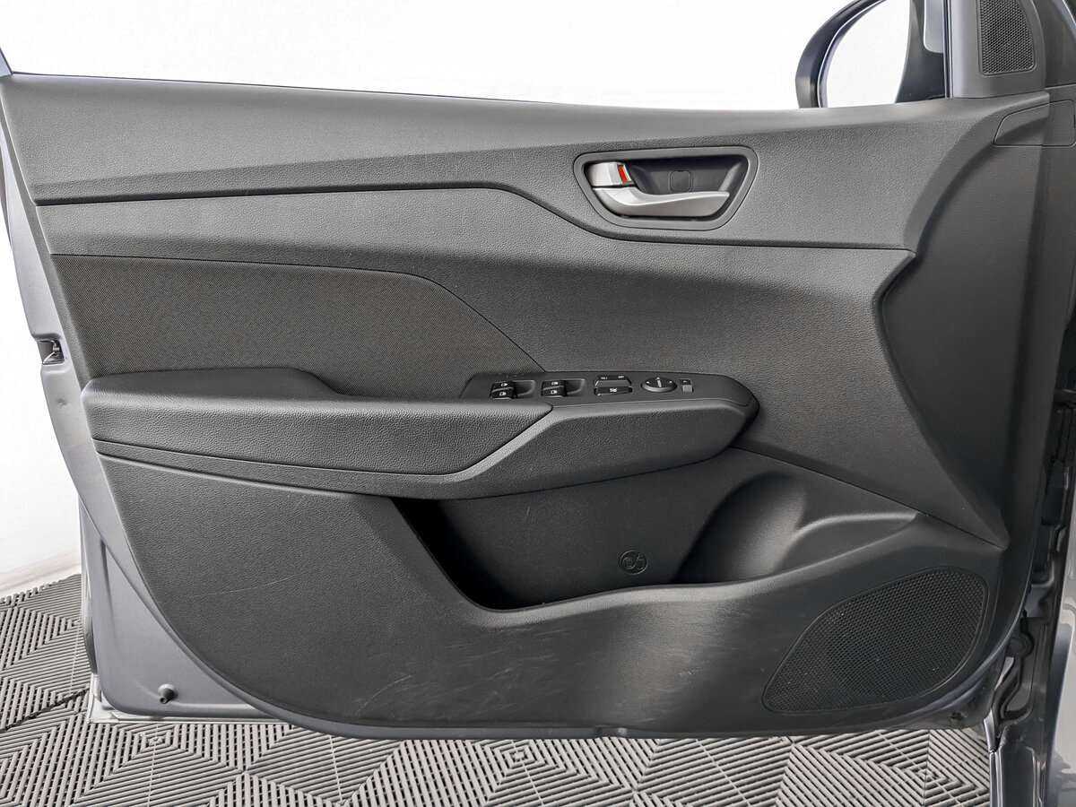 Hyundai Solaris 2018 года с пробегом. Фото: #14