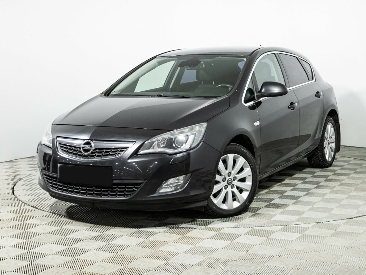 Opel Astra 2012 года с пробегом. Посмотреть фото