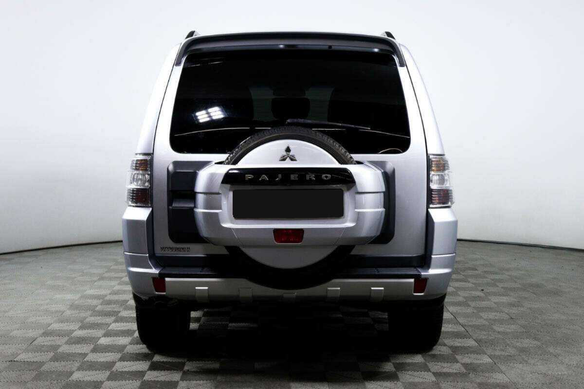 Mitsubishi Pajero 2012 года с пробегом. Фото: #5