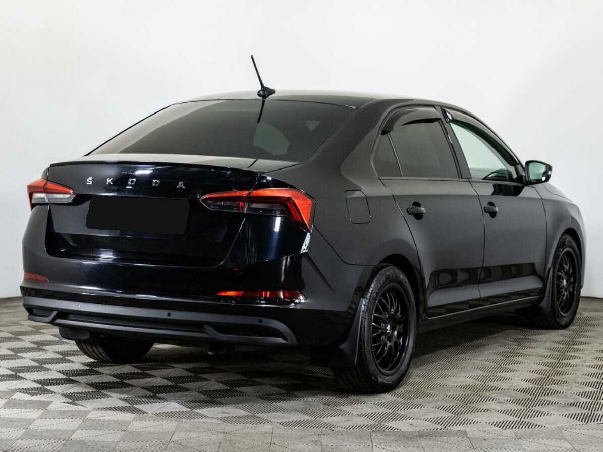 Skoda Rapid 2021 года с пробегом. Фото: #3