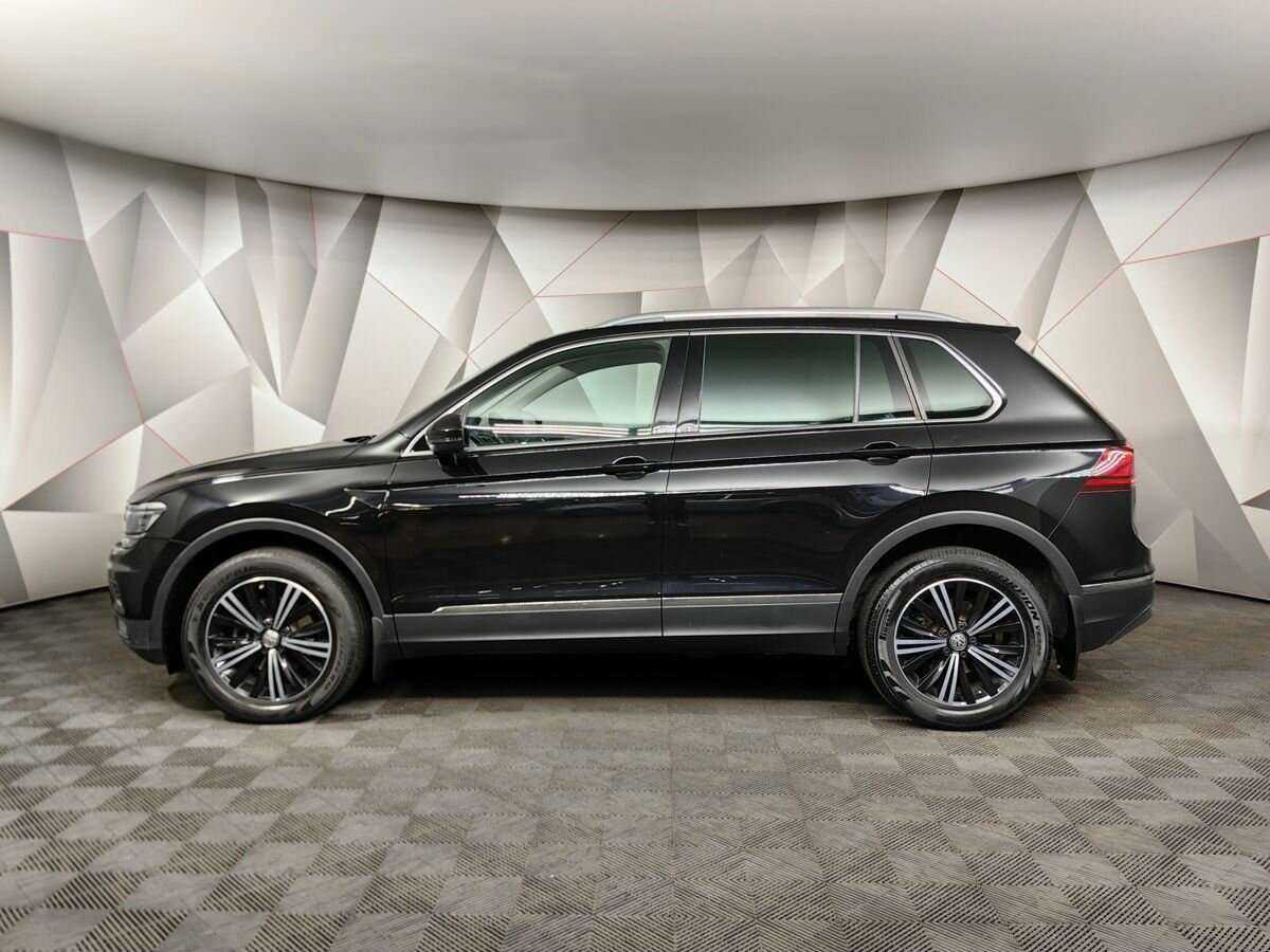 Volkswagen Tiguan 2018 года с пробегом. Фото: #4