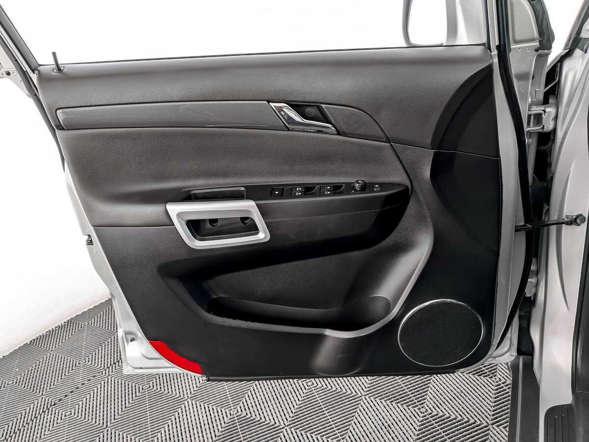 Opel Antara 2012 года с пробегом. Фото: #18