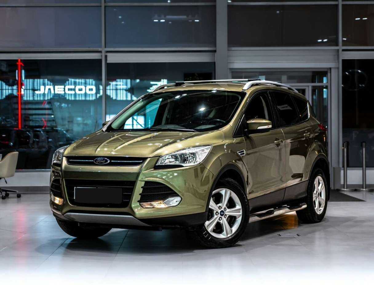 Ford Kuga 2014 года с пробегом. Посмотреть фото