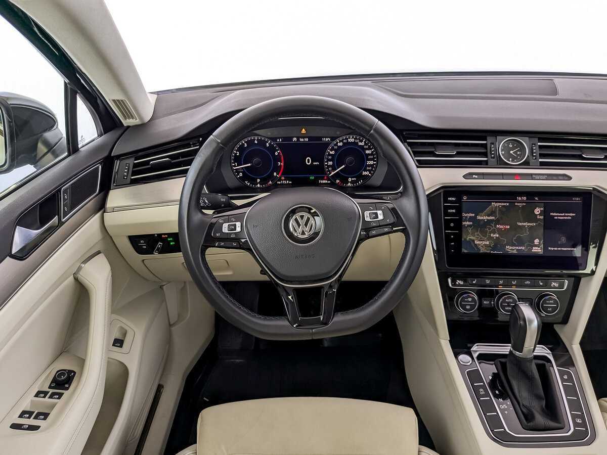 Volkswagen Passat 2017 года с пробегом. Фото: #19