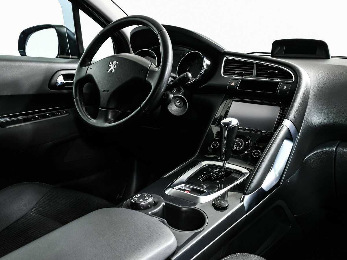 Peugeot 3008 2016 года с пробегом. Фото: #8