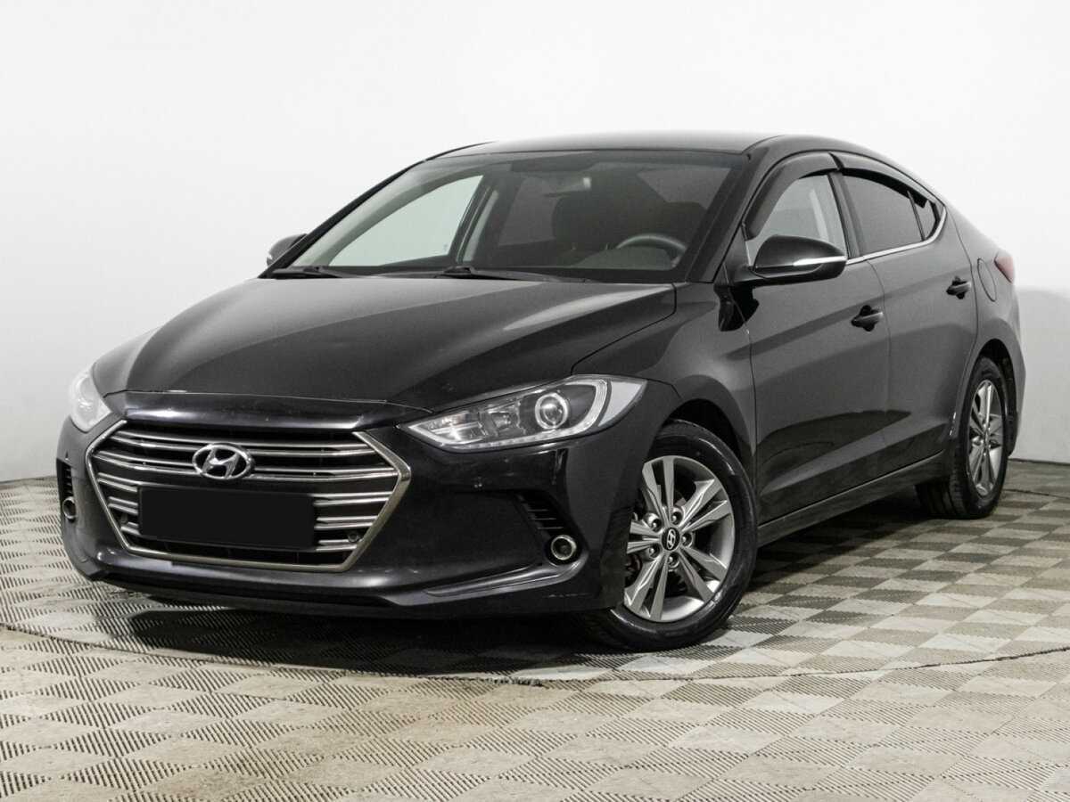 Hyundai Elantra 2017 года с пробегом. Посмотреть фото