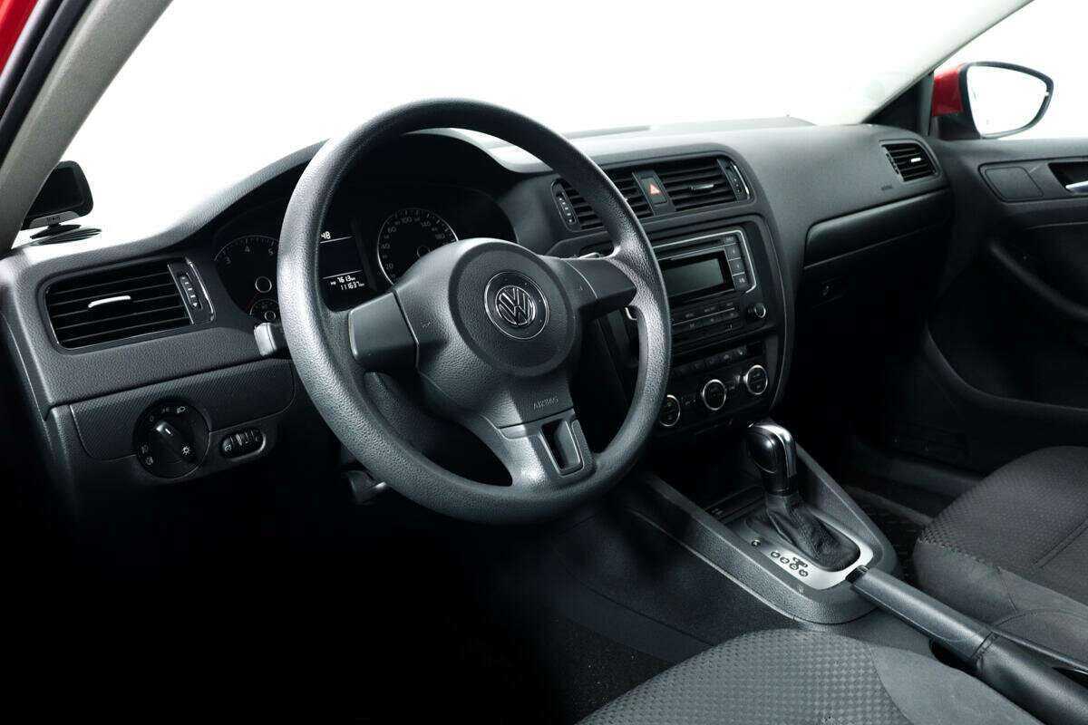 Volkswagen Jetta 2014 года с пробегом. Фото: #12