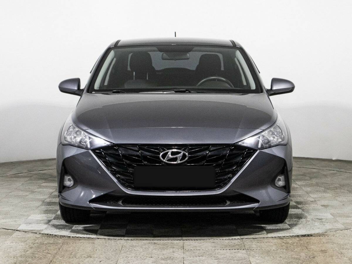 Hyundai Solaris 2021 года с пробегом. Фото: #1