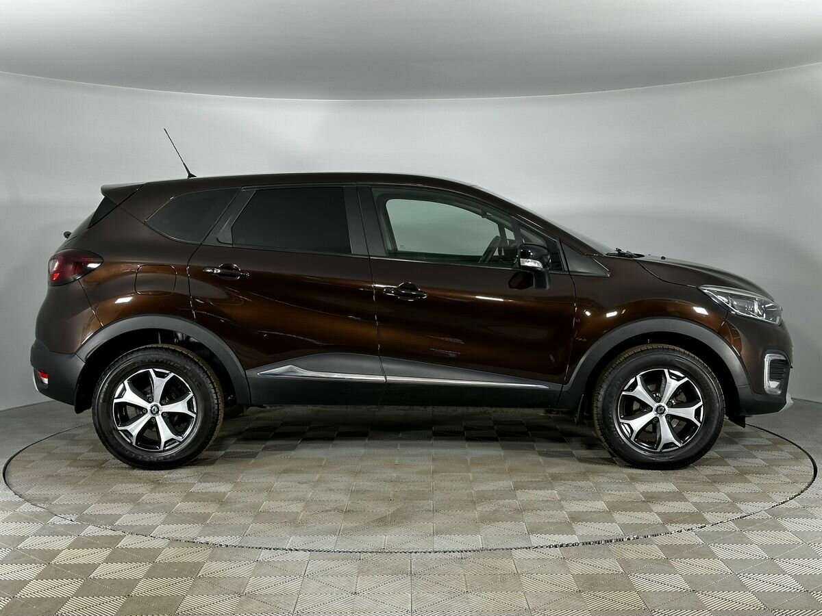 Renault Kaptur 2017 года с пробегом. Фото: #4