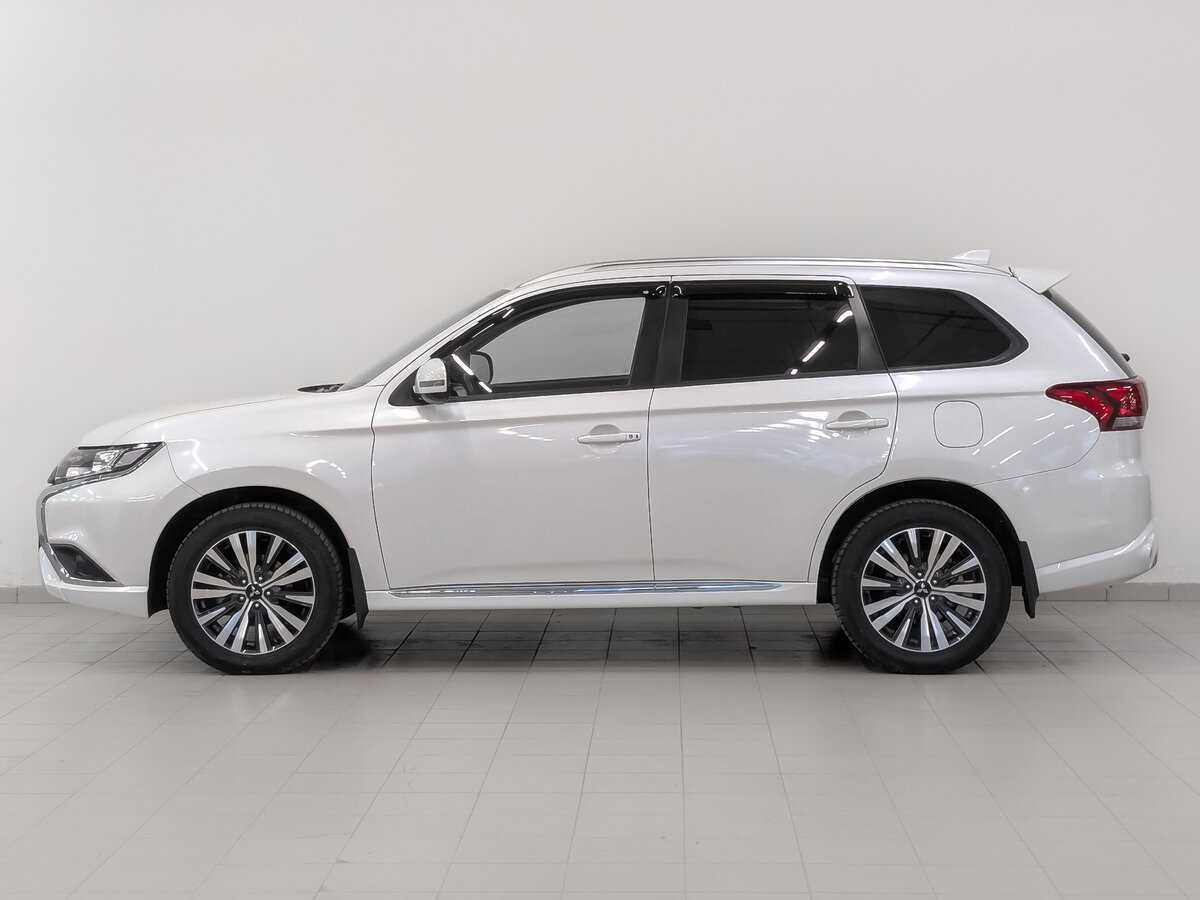 Mitsubishi Outlander 2022 года с пробегом. Фото: #7