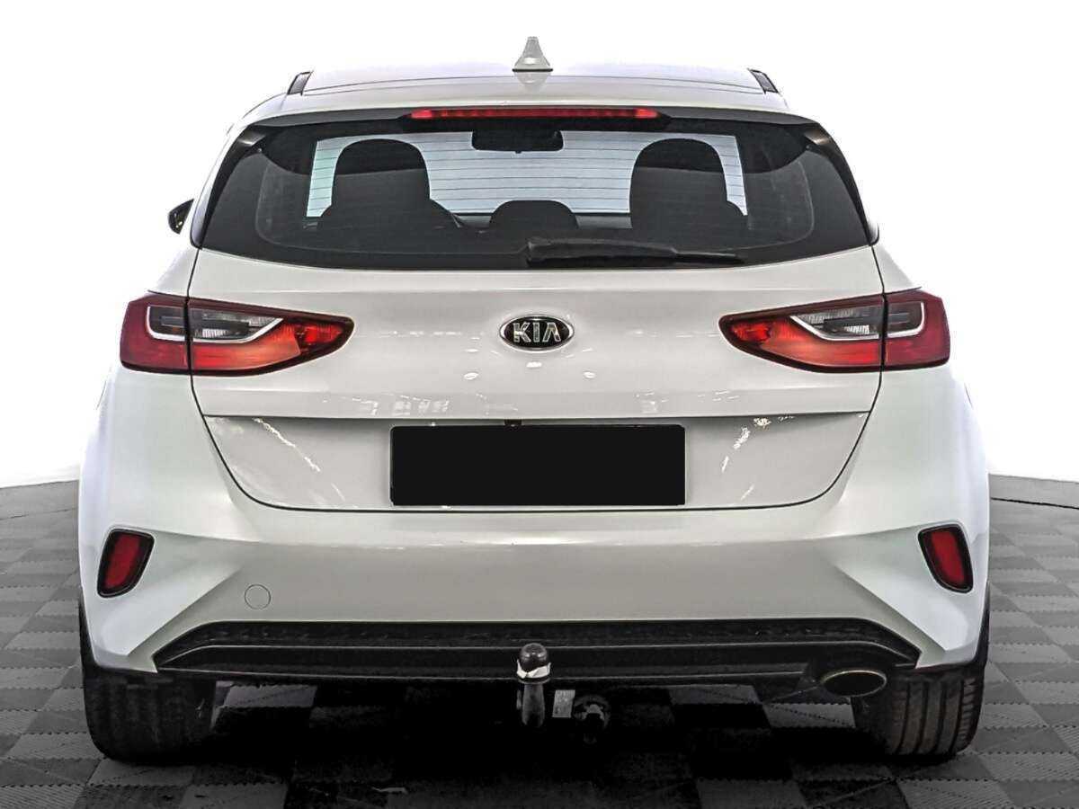 Kia Ceed 2018 года с пробегом. Фото: #5