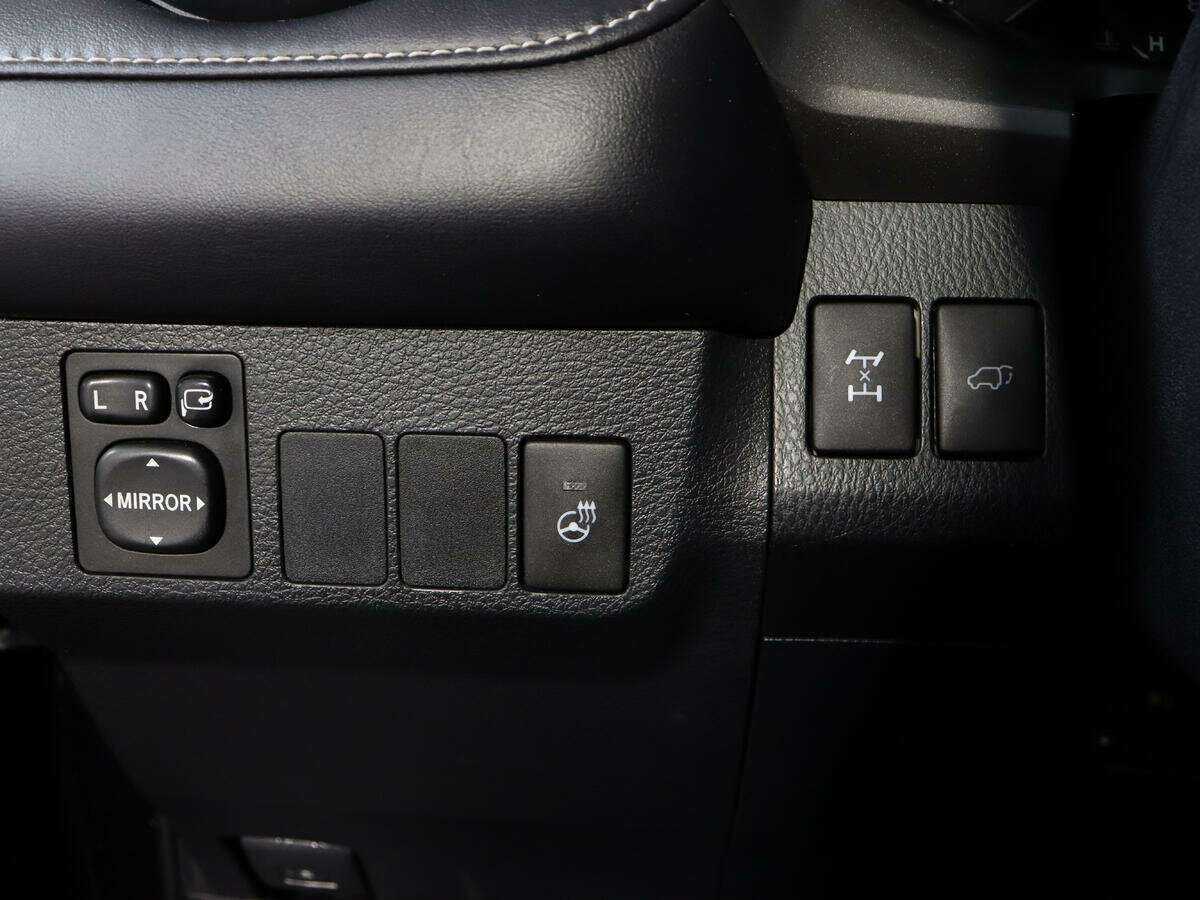 Toyota RAV4 2017 года с пробегом. Фото: #16