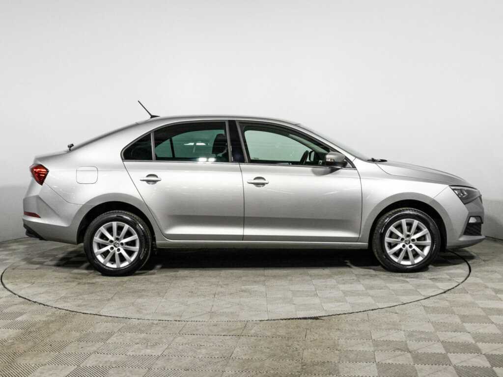 Skoda Rapid 2021 года с пробегом. Фото: #3
