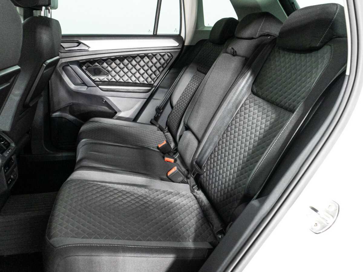 Volkswagen Tiguan 2018 года с пробегом. Фото: #8