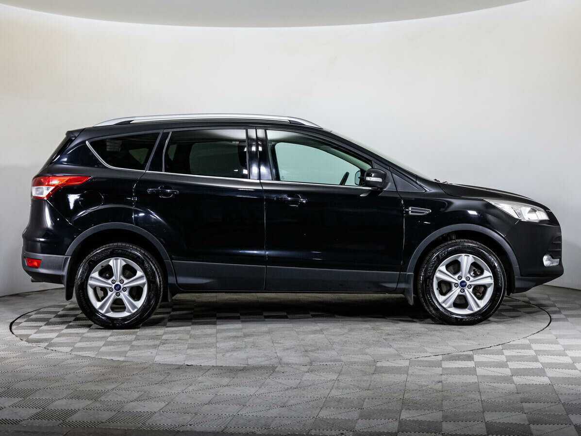 Ford Kuga 2014 года с пробегом. Фото: #3