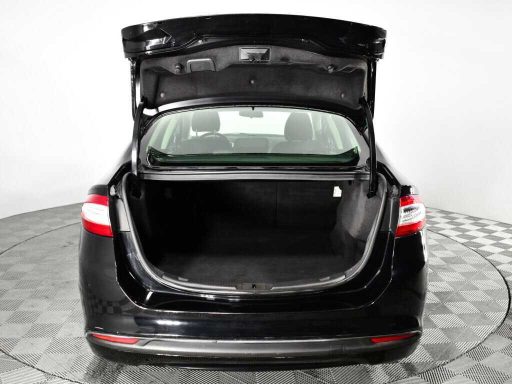 Ford Mondeo 2017 года с пробегом. Фото: #14