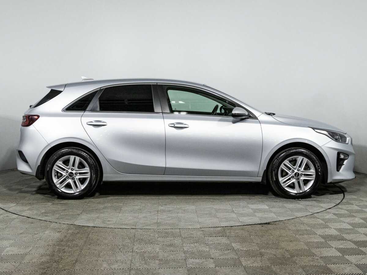 Kia Ceed 2020 года с пробегом. Фото: #2
