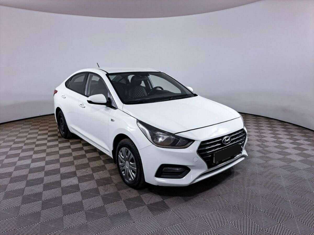 Hyundai Solaris 2017 года с пробегом. Фото: #2