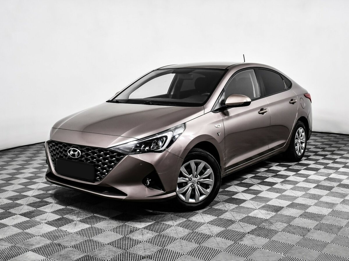 Hyundai Solaris 2020 года с пробегом. Посмотреть фото