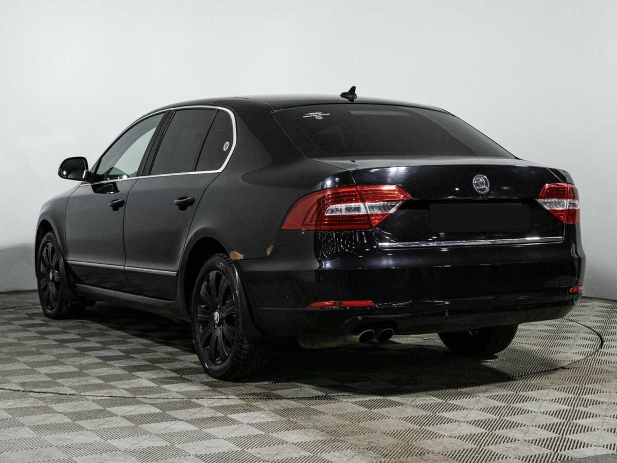 Skoda Superb 2013 года с пробегом. Фото: #6