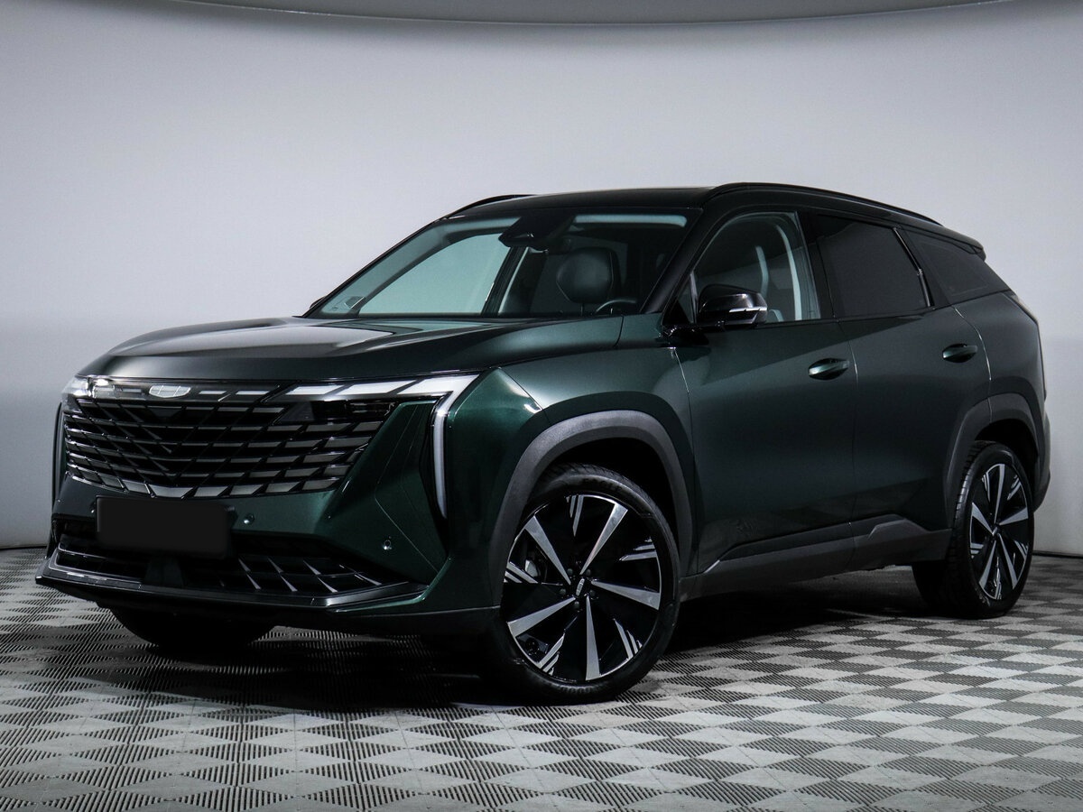 Geely Atlas 2024 года с пробегом. Посмотреть фото
