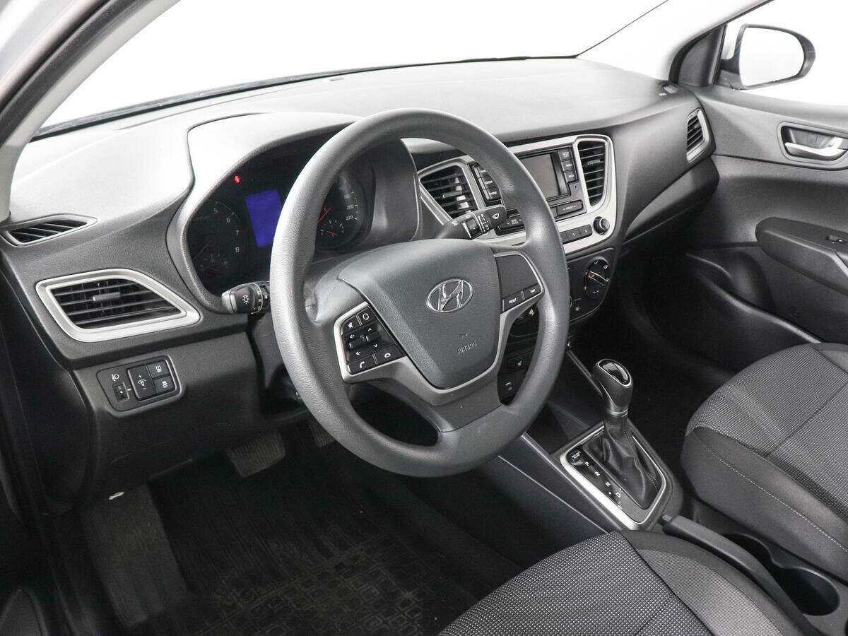 Hyundai Solaris 2021 года с пробегом. Фото: #8