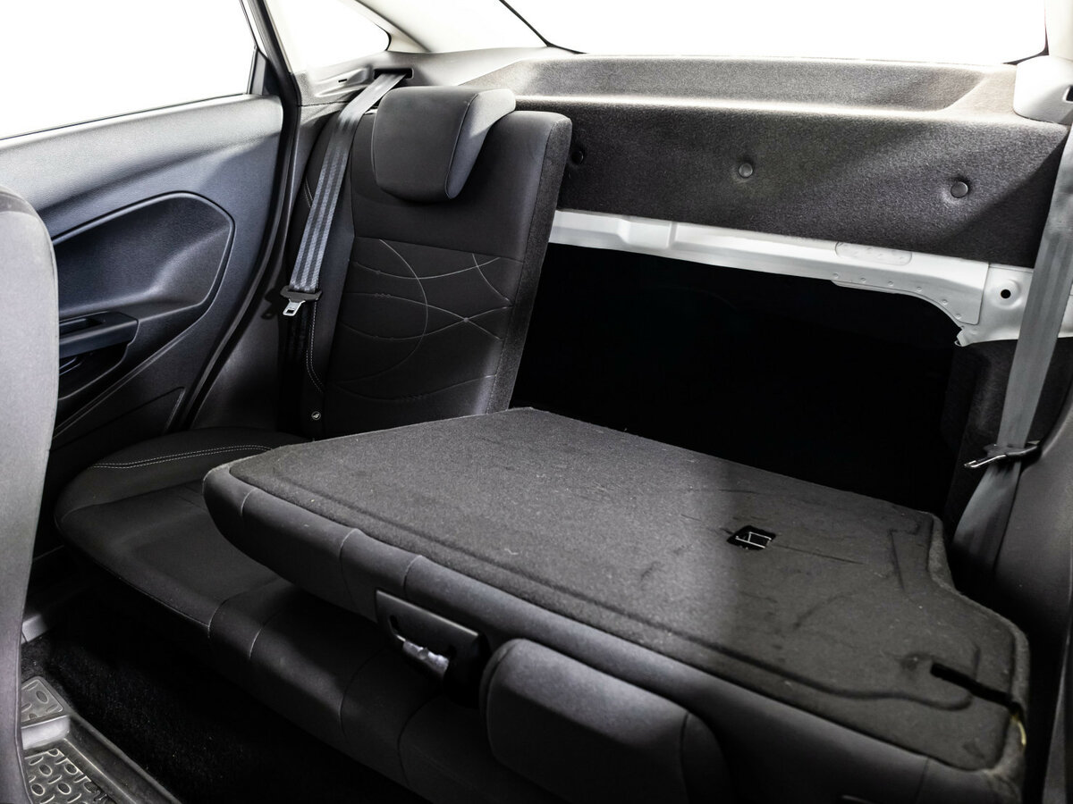 Ford Fiesta 2016 года с пробегом. Фото: #13