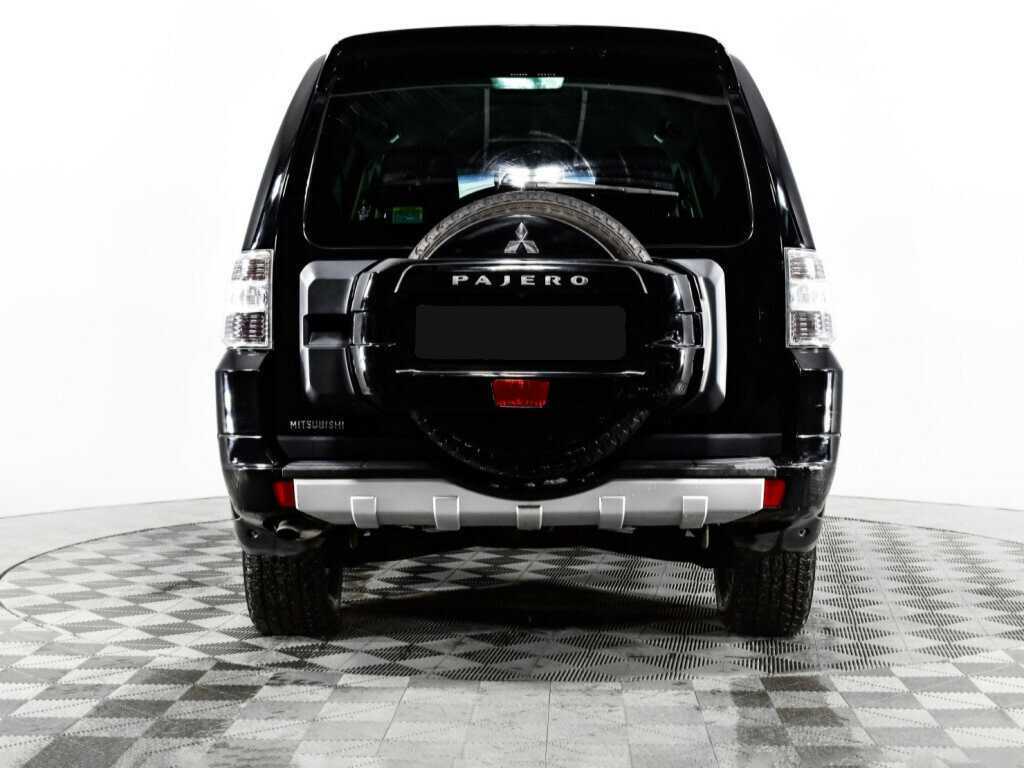 Mitsubishi Pajero 2014 года с пробегом. Фото: #5
