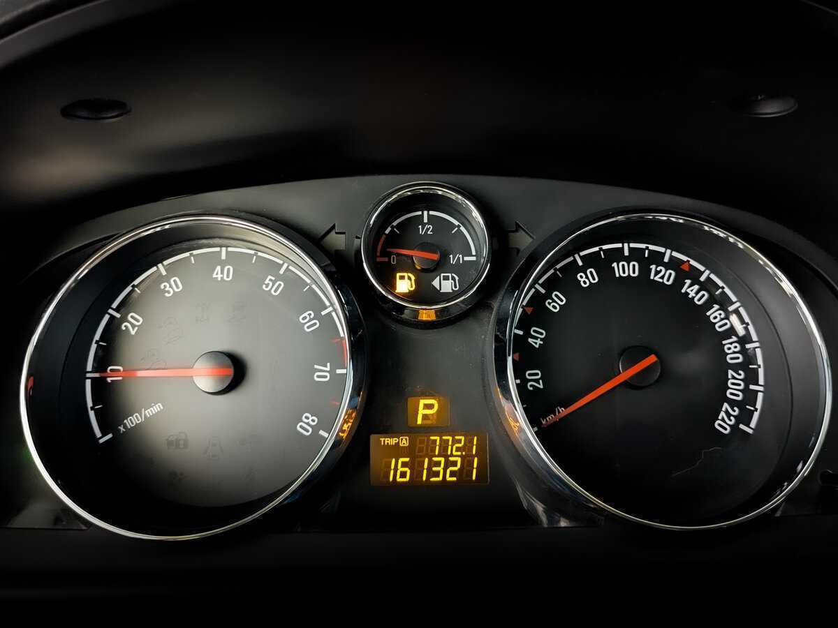 Opel Antara 2012 года с пробегом. Фото: #12