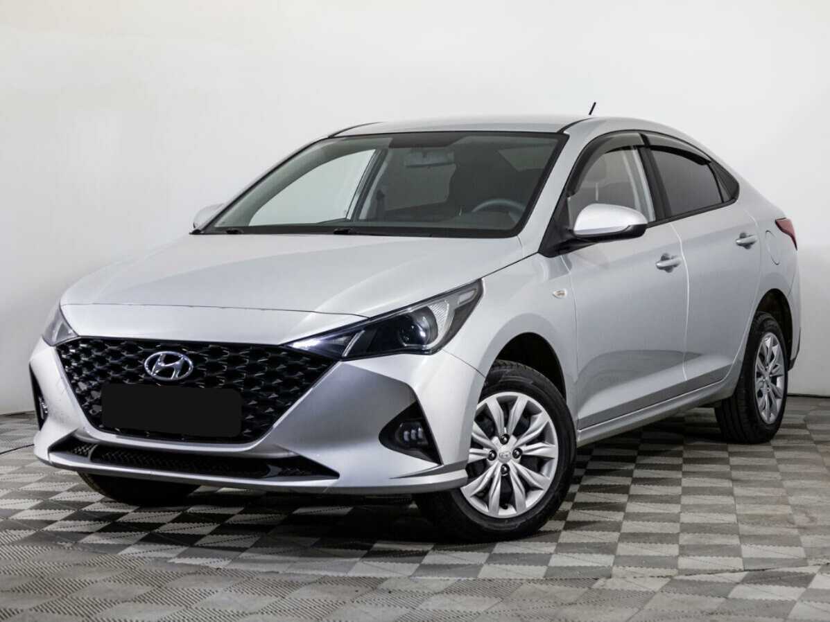 Hyundai Solaris 2022 года с пробегом. Посмотреть фото